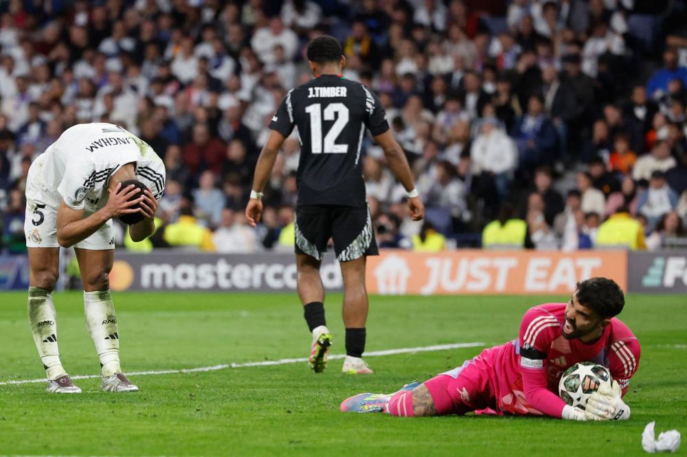 以闪电般的 以闪电般的