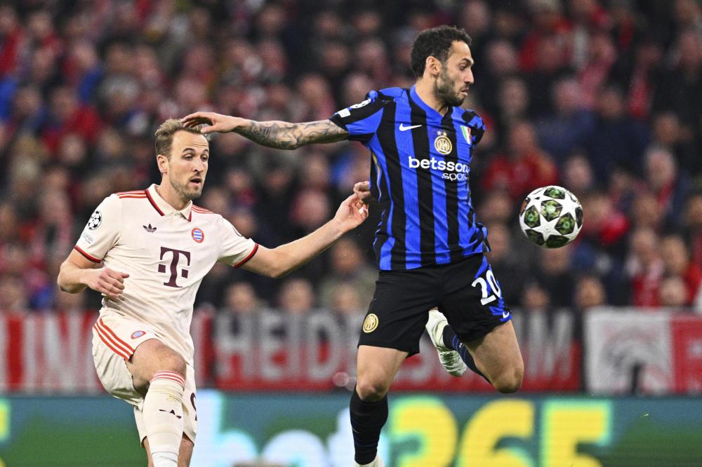 尽管拜仁在 尽管拜仁在